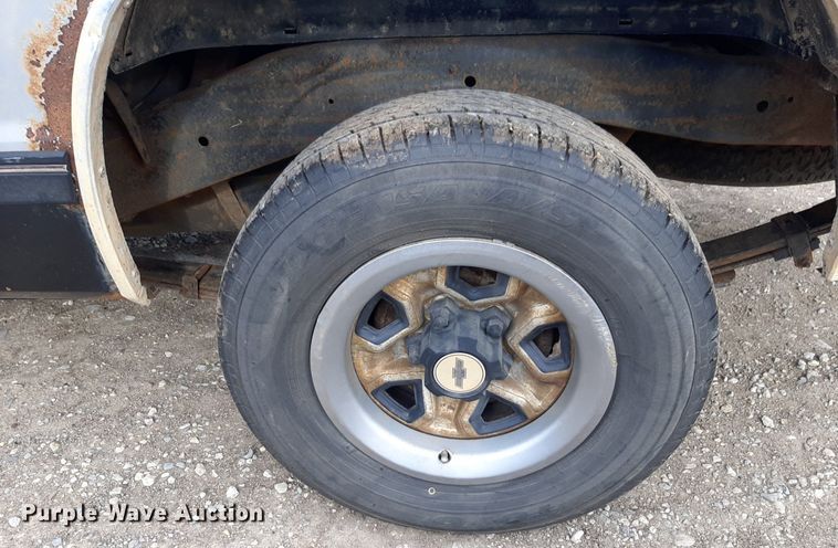 image for item OF9693 1988 Chevrolet S10 pickup truck