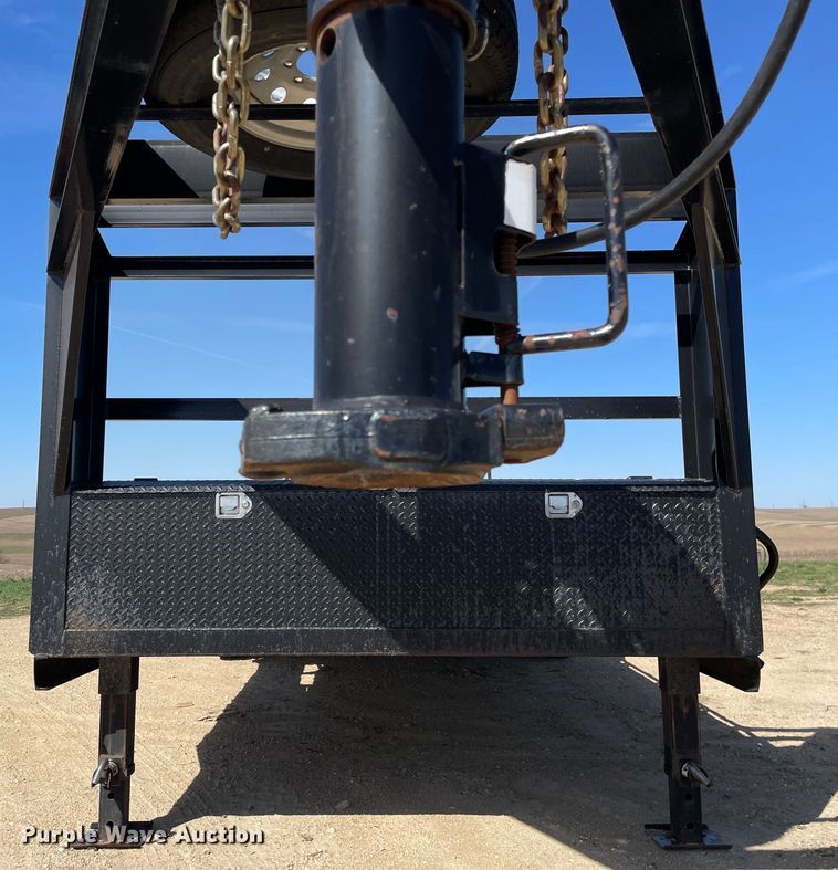 image for item OG9880 2014 Maxey Trailers  equipment trailer