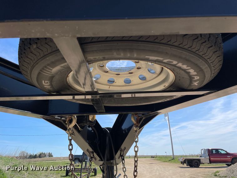 image for item OG9880 2014 Maxey Trailers  equipment trailer