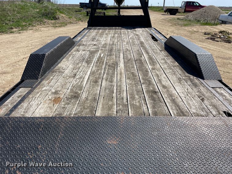 image for item OG9880 2014 Maxey Trailers  equipment trailer