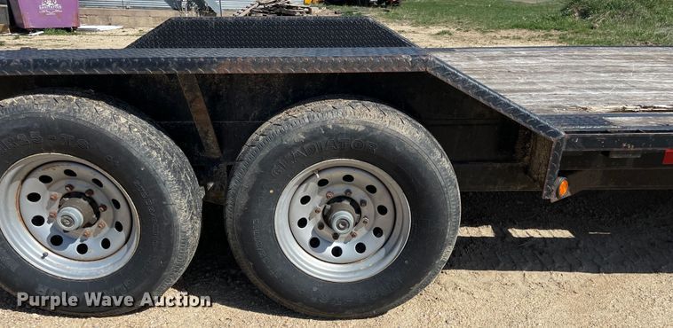 image for item OG9880 2014 Maxey Trailers  equipment trailer