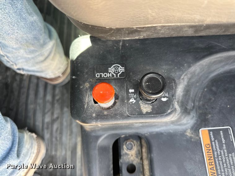 image for item OI9398 2019 Kubota RTV-1100C utility vehicle