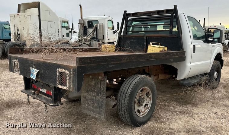 image for item OI9425 2012 Ford F350 Super Duty flatbed pickup truck