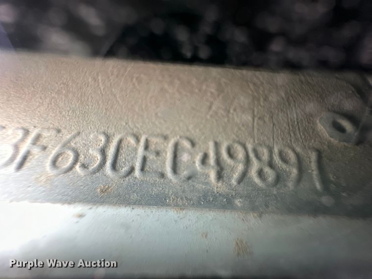 image for item OI9425 2012 Ford F350 Super Duty flatbed pickup truck