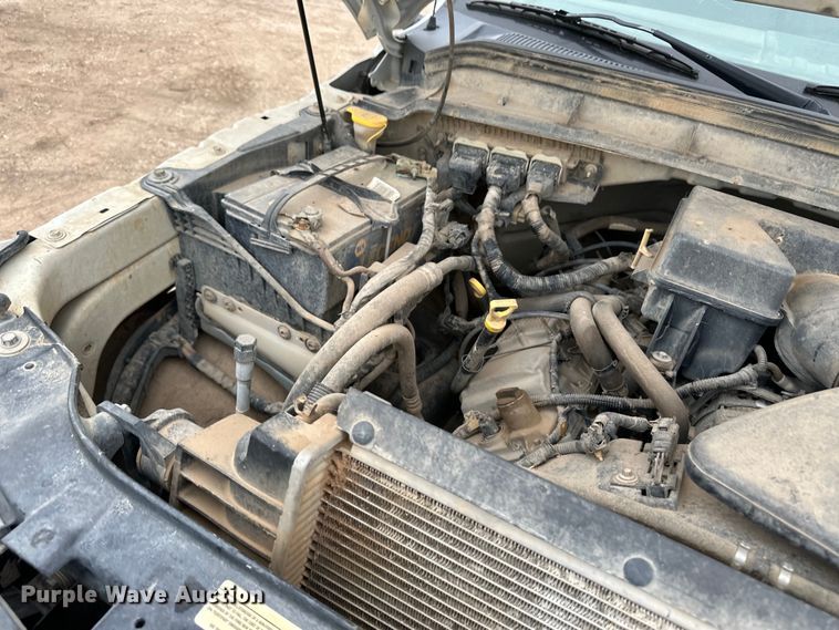 image for item OI9426 2012 Ford F350 Super Duty flatbed pickup truck