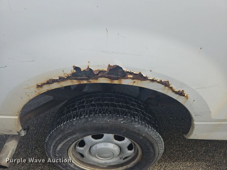 image for item OK9814 2005 Ford  F150 SuperCab pickup truck