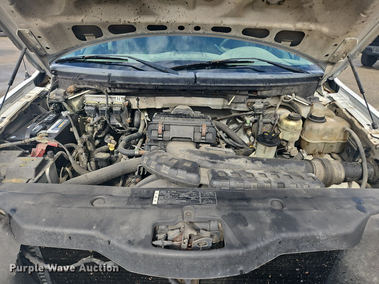 image for item OK9814 2005 Ford  F150 SuperCab pickup truck