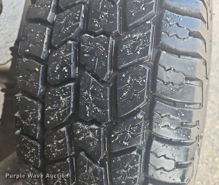 image for item OK9814 2005 Ford  F150 SuperCab pickup truck