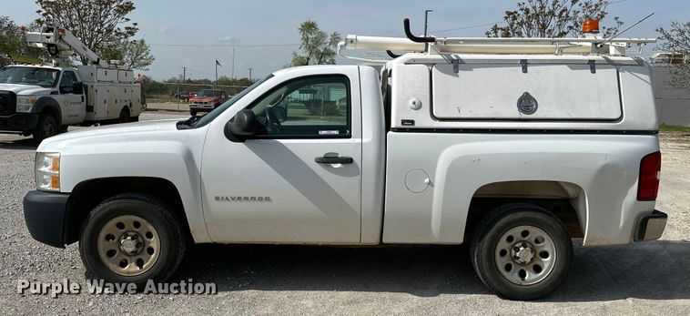 image for item OM9461 2012 Chevrolet  Silverado 1500 pickup truck