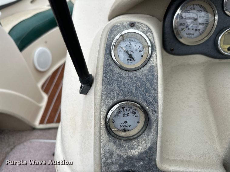 image for item OM9465 1998 Larson  LXI186 boat