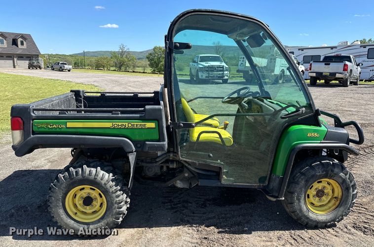 image for item OM9472 2010 John Deere  Gator 855 DSL utility vehicle