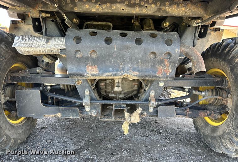 image for item OM9472 2010 John Deere  Gator 855 DSL utility vehicle