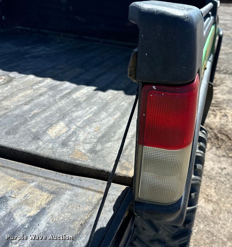 image for item OM9472 2010 John Deere  Gator 855 DSL utility vehicle