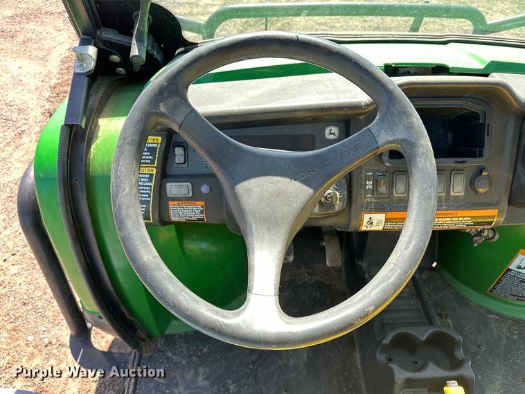 image for item OM9472 2010 John Deere  Gator 855 DSL utility vehicle