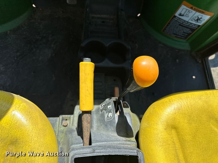 image for item OM9472 2010 John Deere  Gator 855 DSL utility vehicle