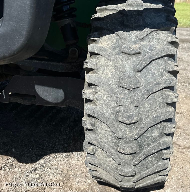 image for item OM9472 2010 John Deere  Gator 855 DSL utility vehicle