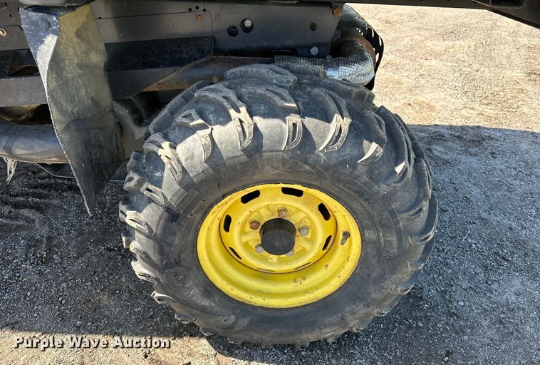 image for item OM9472 2010 John Deere  Gator 855 DSL utility vehicle