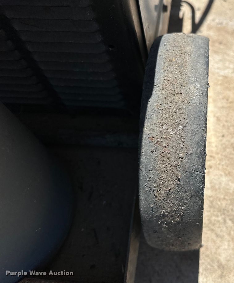 image for item OM9473 Miller Millermatic 250 welder