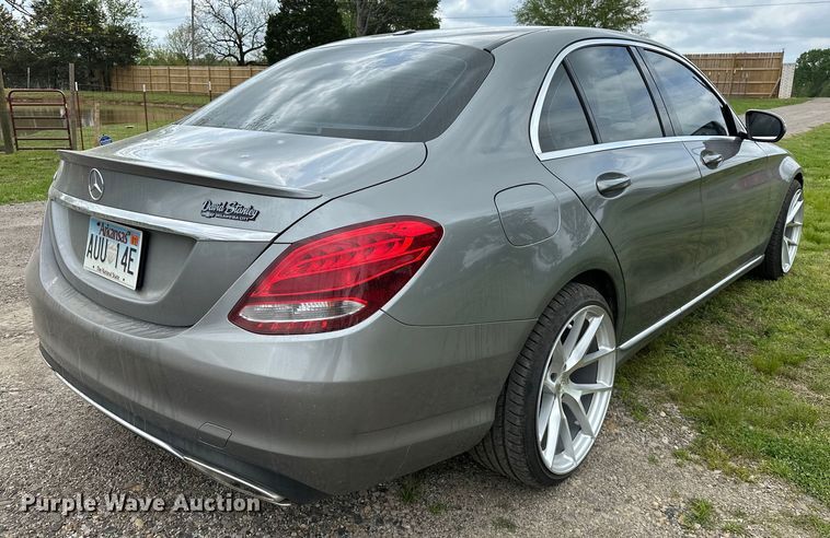 image for item OM9488 2016 Mercedes Benz C300 