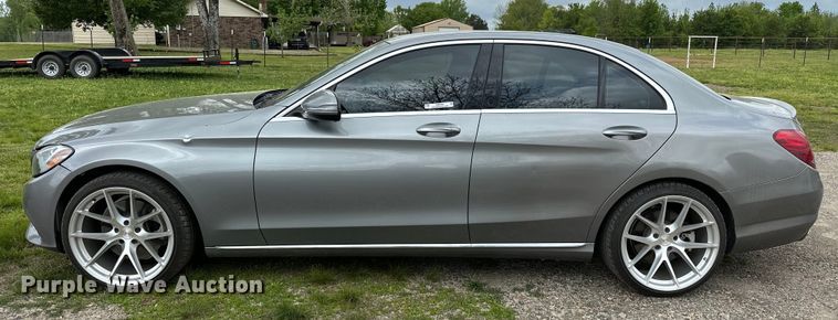 image for item OM9488 2016 Mercedes Benz C300 