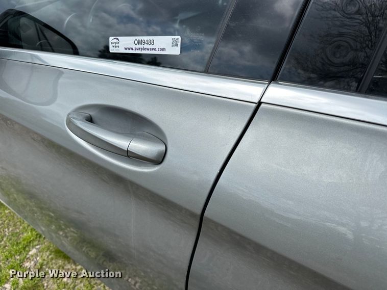 image for item OM9488 2016 Mercedes Benz C300 