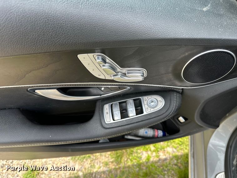 image for item OM9488 2016 Mercedes Benz C300 