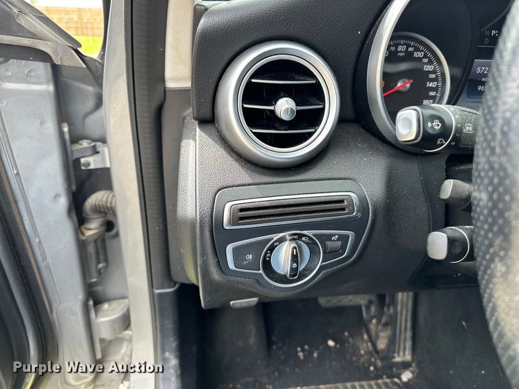 image for item OM9488 2016 Mercedes Benz C300 