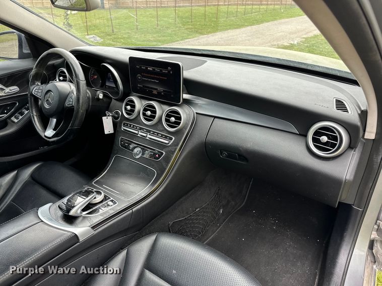 image for item OM9488 2016 Mercedes Benz C300 