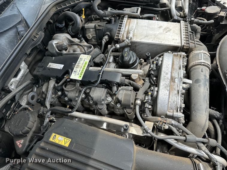 image for item OM9488 2016 Mercedes Benz C300 