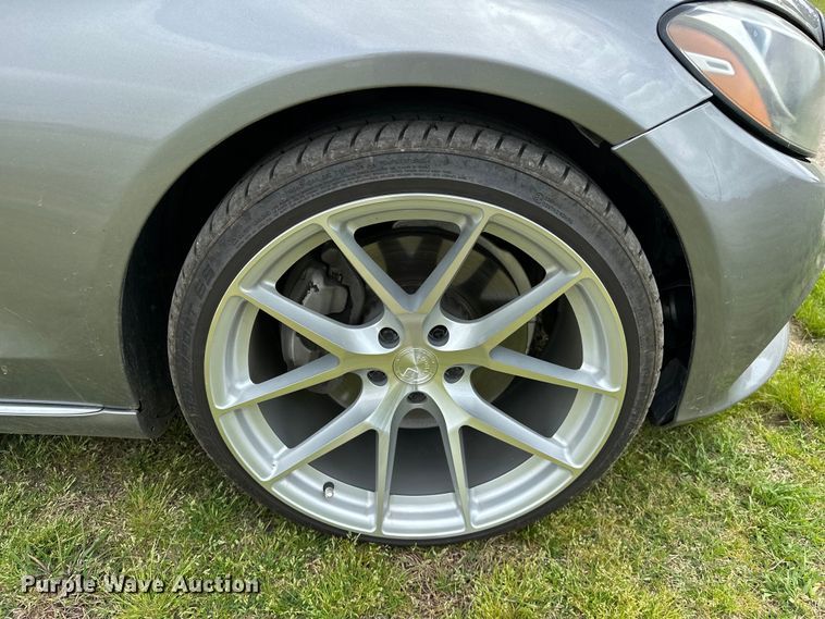 image for item OM9488 2016 Mercedes Benz C300 