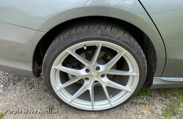 image for item OM9488 2016 Mercedes Benz C300 