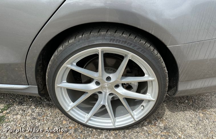 image for item OM9488 2016 Mercedes Benz C300 