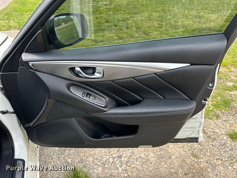 image for item OM9489 2018 Infinity  Q50 S  