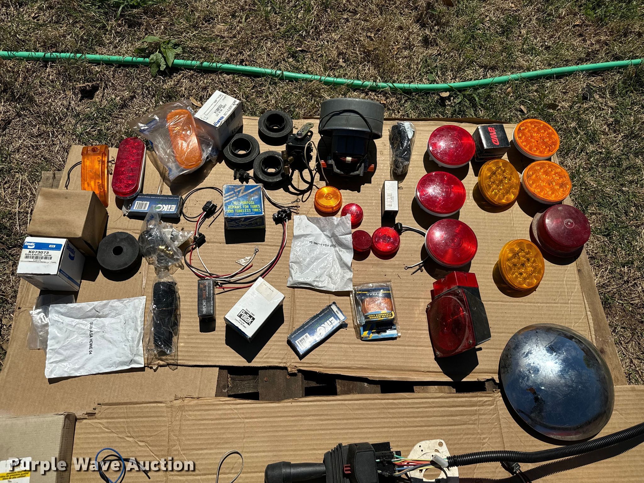 Trailer parts in Iowa Park, TX Item EJ0448 for sale Purple Wave