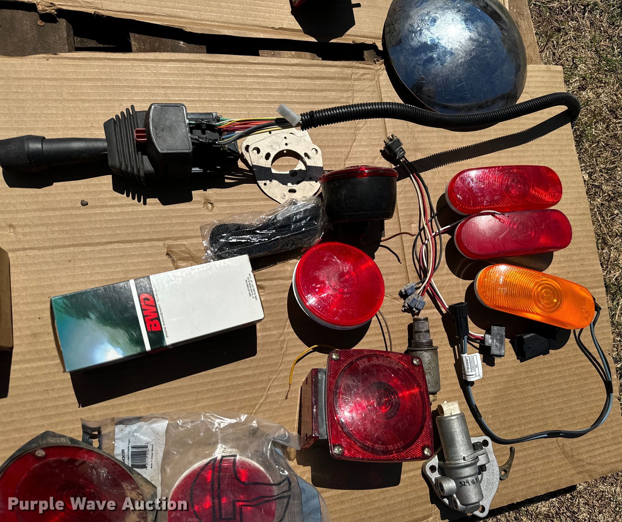 Trailer parts in Iowa Park, TX Item EJ0448 for sale Purple Wave