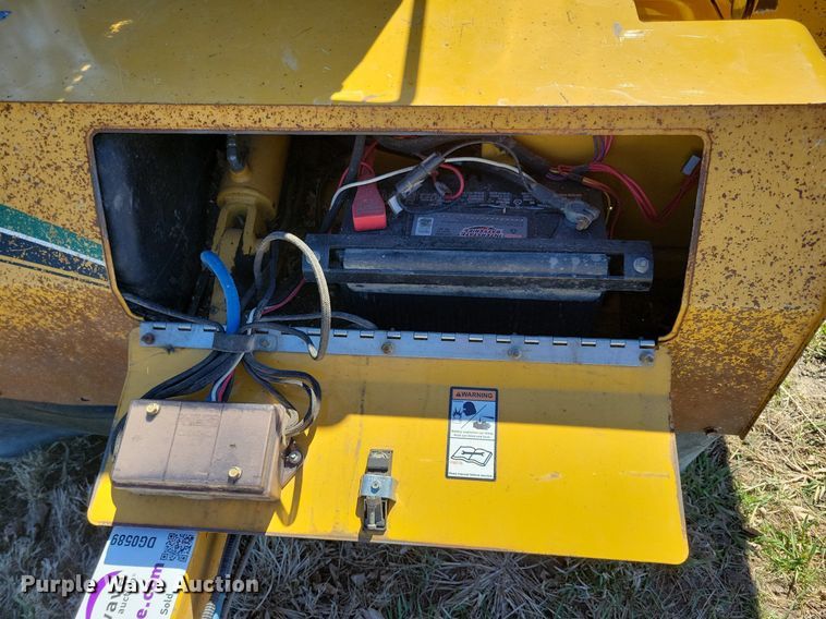 image for item DG0589 2014 Vermeer SC802 stump grinder