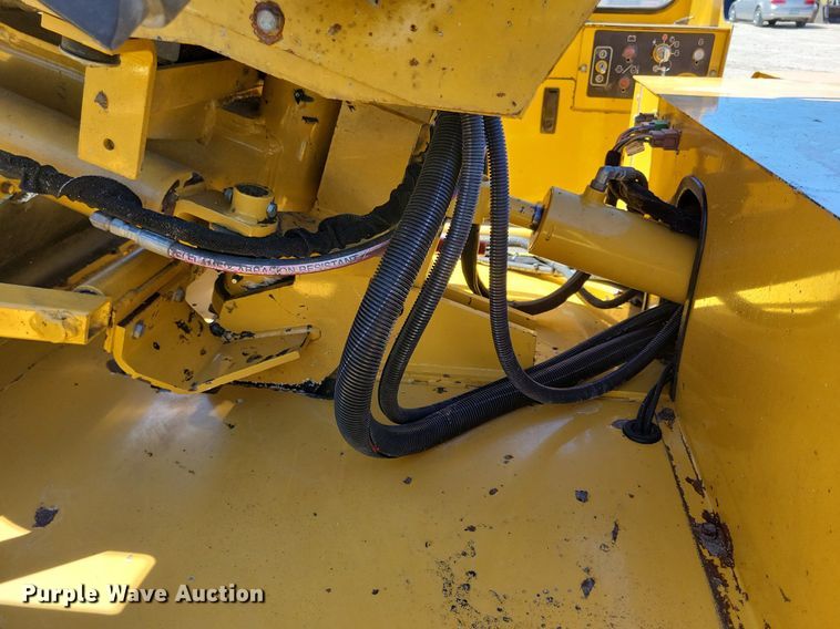 image for item DG0589 2014 Vermeer SC802 stump grinder