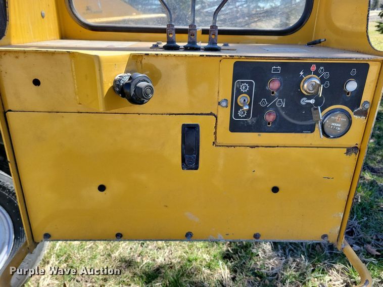 image for item DG0589 2014 Vermeer SC802 stump grinder