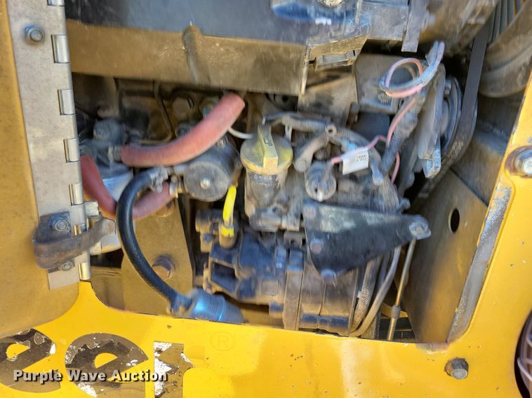 image for item DG0589 2014 Vermeer SC802 stump grinder