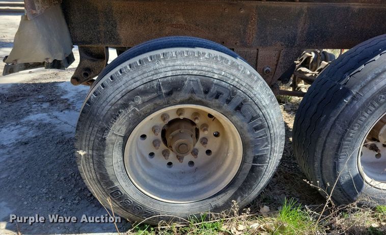 image for item DG0590 2008 Side Dump Industries side dump trailer