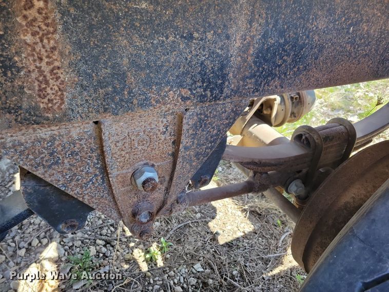 image for item DG0590 2008 Side Dump Industries side dump trailer