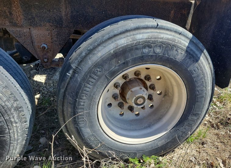 image for item DG0590 2008 Side Dump Industries side dump trailer