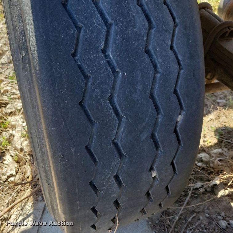 image for item DG0590 2008 Side Dump Industries side dump trailer