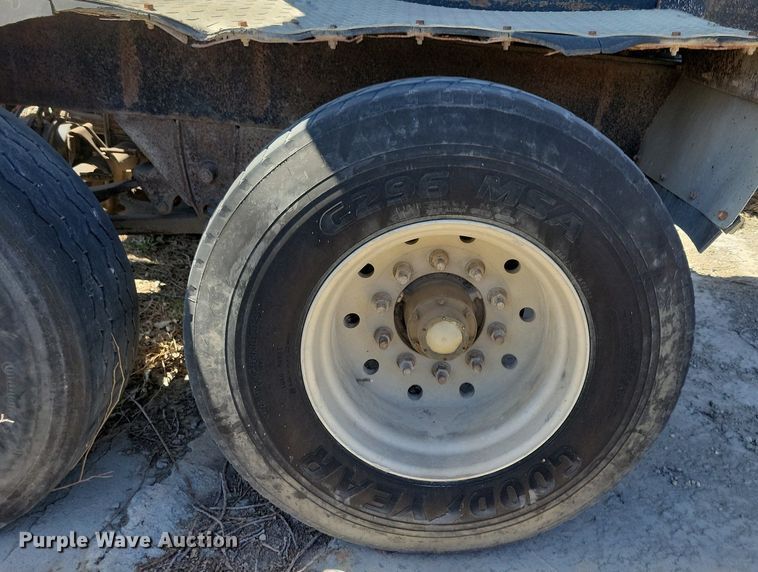 image for item DG0590 2008 Side Dump Industries side dump trailer