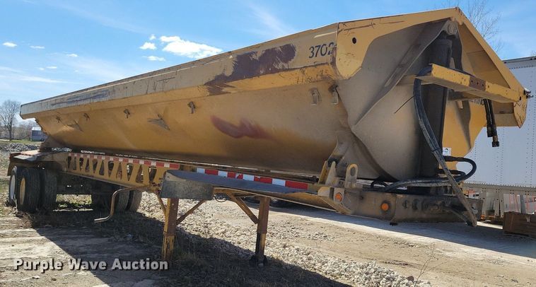 image for item DG0591 2004 Trail King TK60SSD-392 side dump trailer