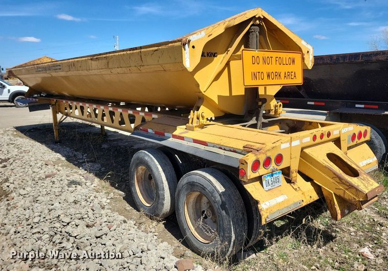 image for item DG0591 2004 Trail King TK60SSD-392 side dump trailer