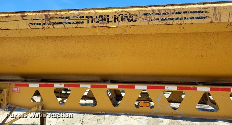image for item DG0591 2004 Trail King TK60SSD-392 side dump trailer