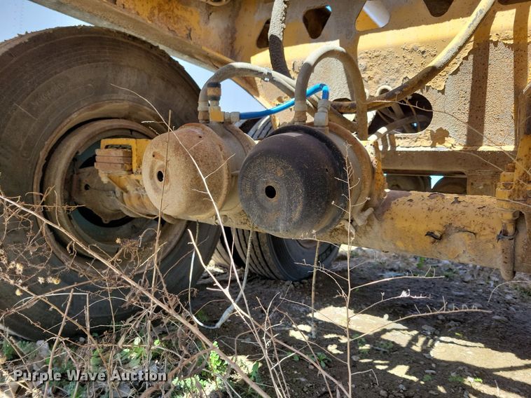 image for item DG0591 2004 Trail King TK60SSD-392 side dump trailer