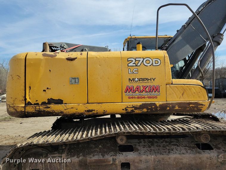 image for item DG0593 2010 John Deere 270D LC excavator