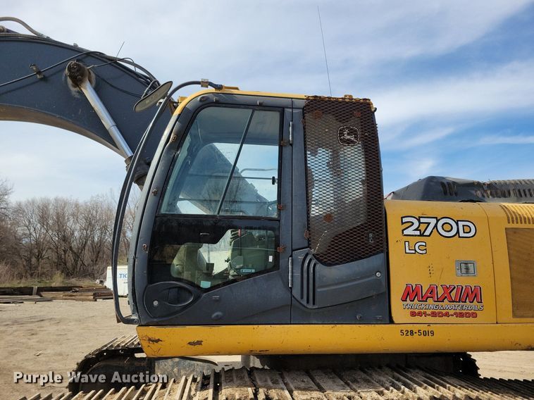 image for item DG0593 2010 John Deere 270D LC excavator